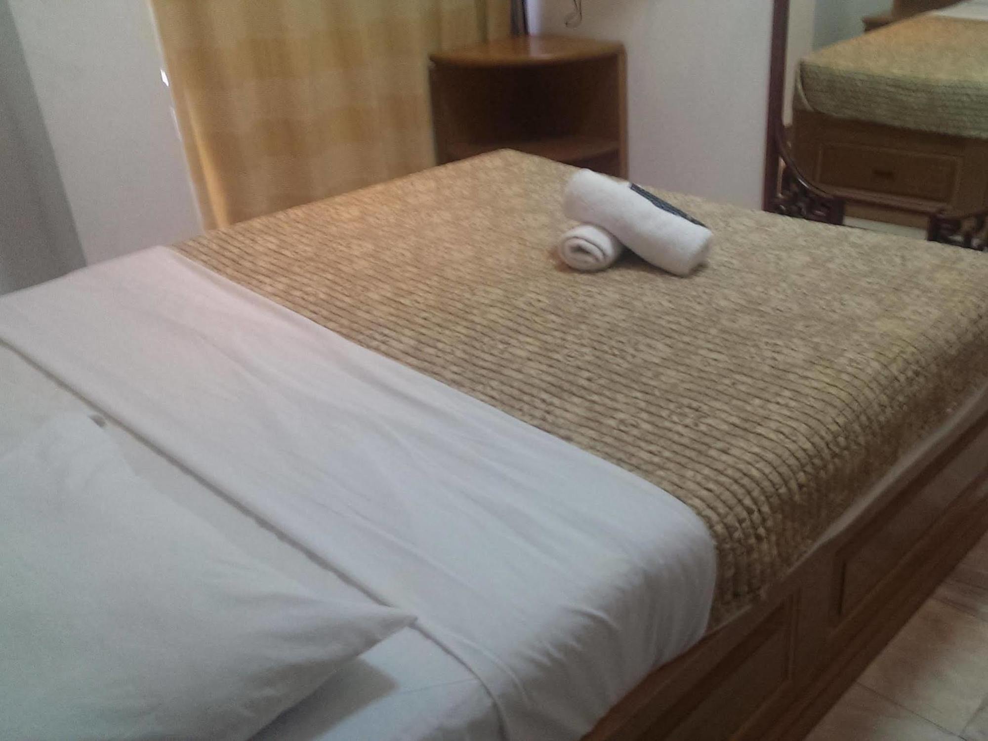 Max Residence Pattaya Luaran gambar